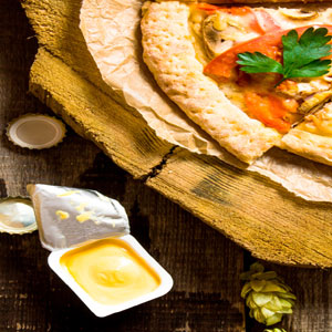 1 Menu XL = 1 pizza XL au choix + +1 dessert au choix + 1 boisson 33 cl au choix 14,90€​